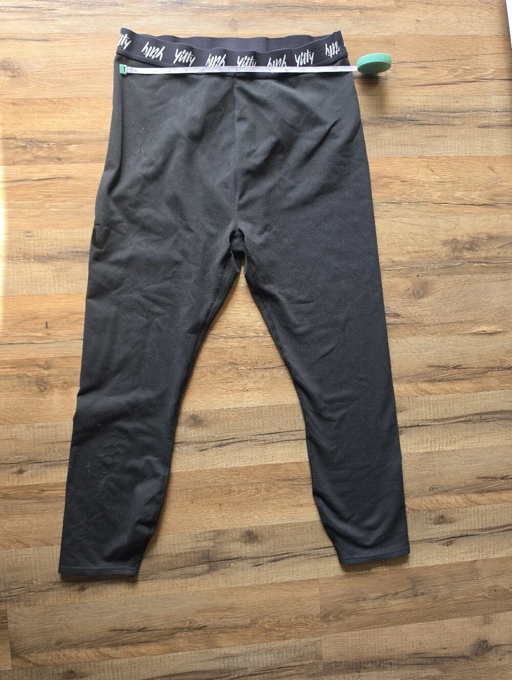 ​✨ Yitty by Lizzo Black Logo Waistband High-Rise Leggings Size Medium M ✨